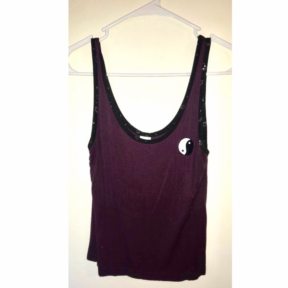 Purple Yin/Yang top size Small
